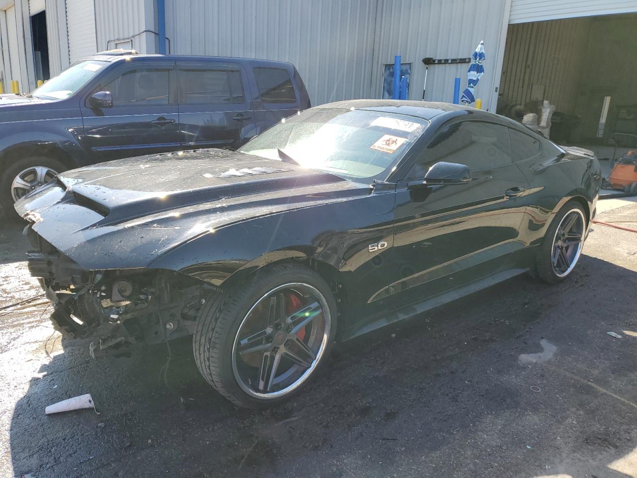Obraz 1 z 2020 FORD MUSTANG GT 2020 z VIN 1FA6P8CF5L5105666