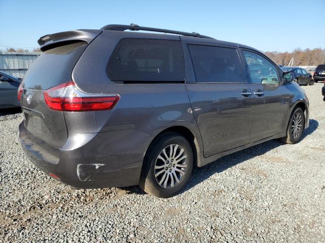 Obraz 3 z 2020 TOYOTA SIENNA XLE 2020 z VIN 5TDYZ3DC4LS075168