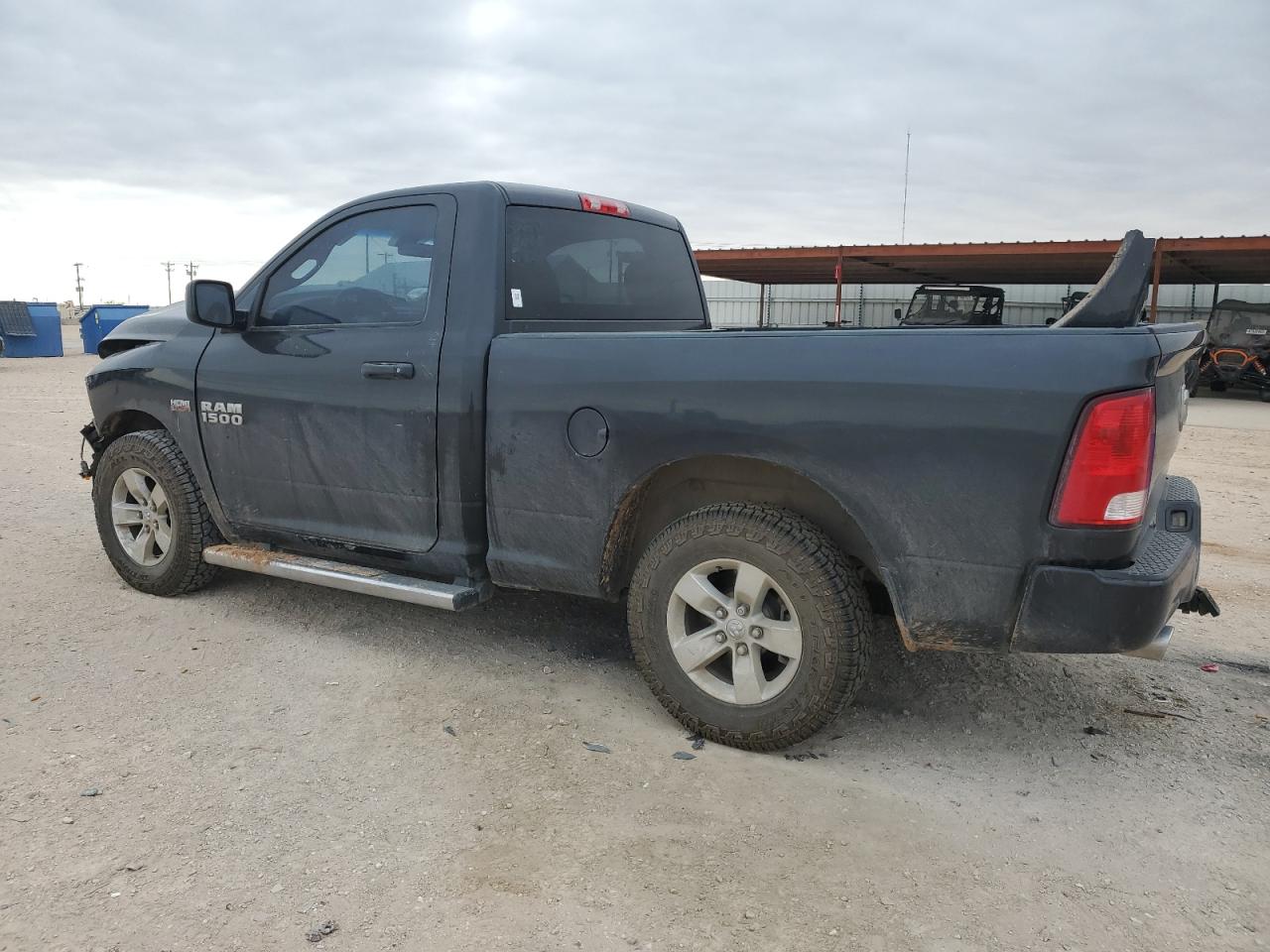 Изображение 2 2017 RAM 1500 ST 2017 с VIN 3C6JR6AT0HG672080