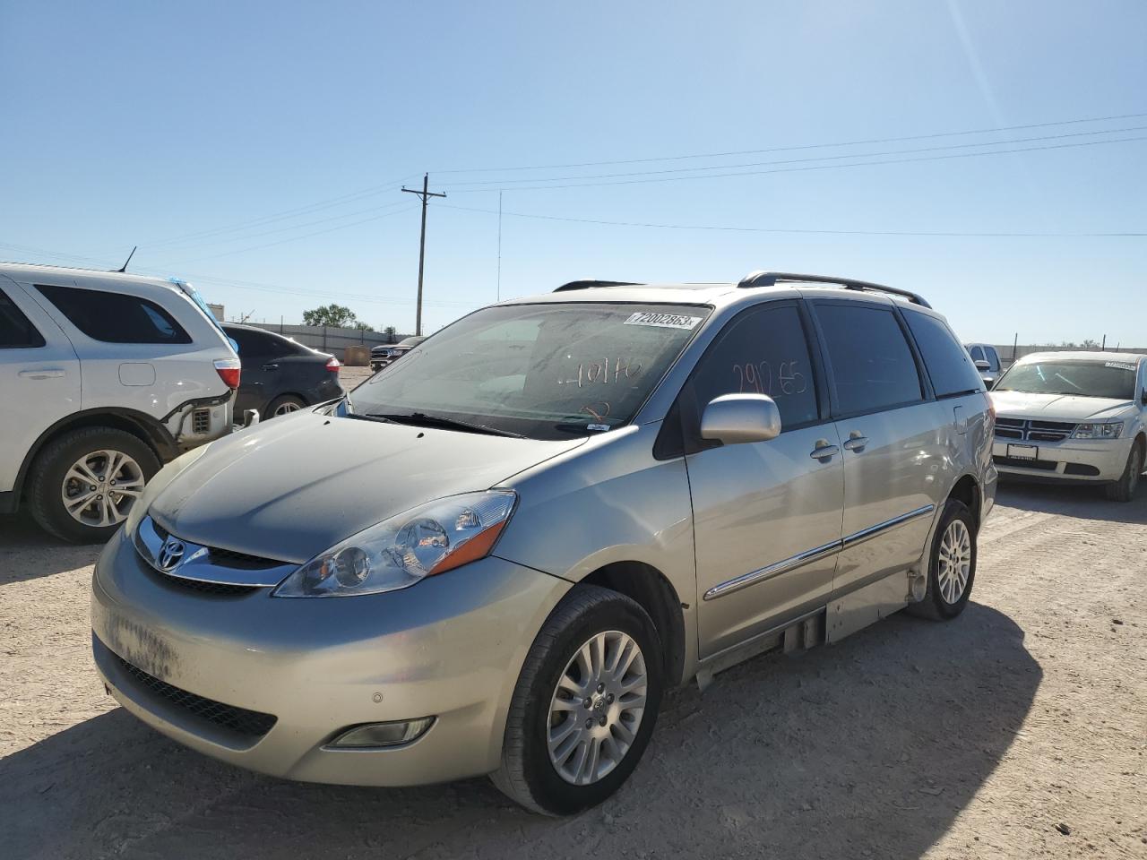 Obraz 2010 TOYOTA SIENNA XLE 2010