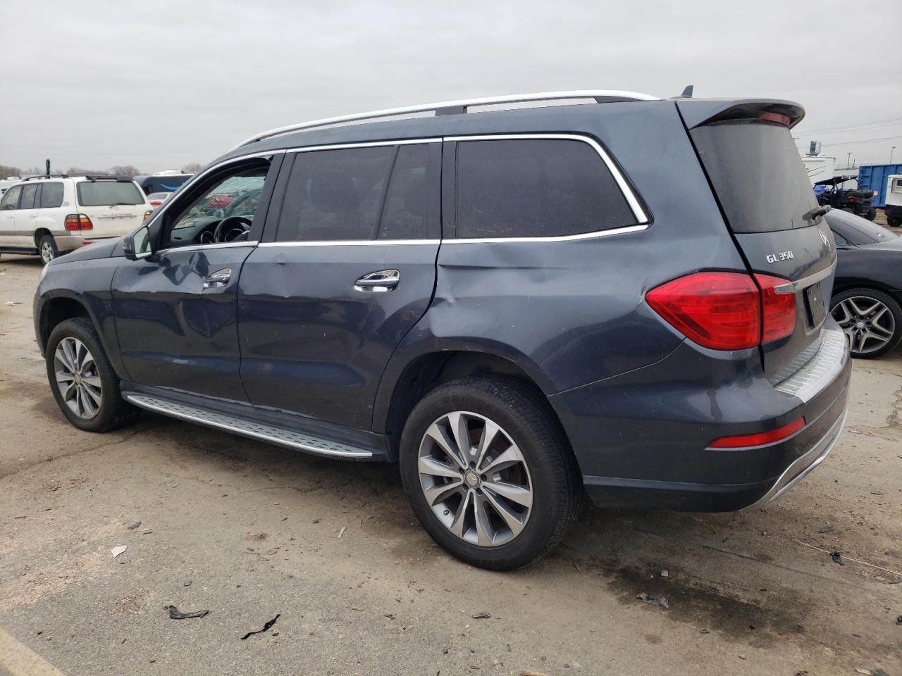 Image 2 of 2015 MERCEDES-BENZ GL 350 BLUETEC 2015 with VIN 4JGDF2EE3FA575983