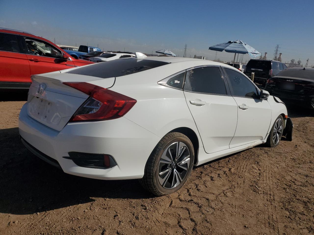 Image 3 of 2016 HONDA CIVIC EXL 2016 with VIN 2HGFC1F71GH653472
