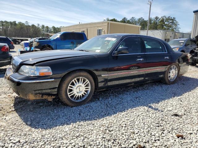 Image 1 of 2007 LINCOLN TOWN CAR SIGNATURE LIMITED 2007 with VIN 1LNHM82W67Y631933
