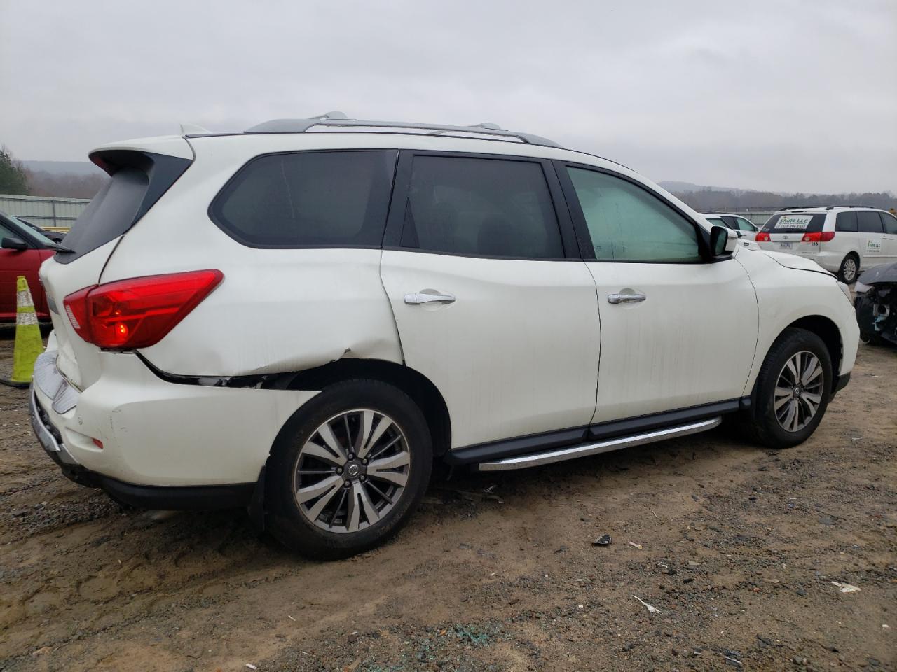 Image 3 of 2020 NISSAN PATHFINDER SV 2020 with VIN 5N1DR2BM7LC620006