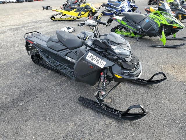 Obraz 1 z 2022 SKI SNOWMOBILE 2022 z VIN 2BPSUYNF7NV000039
