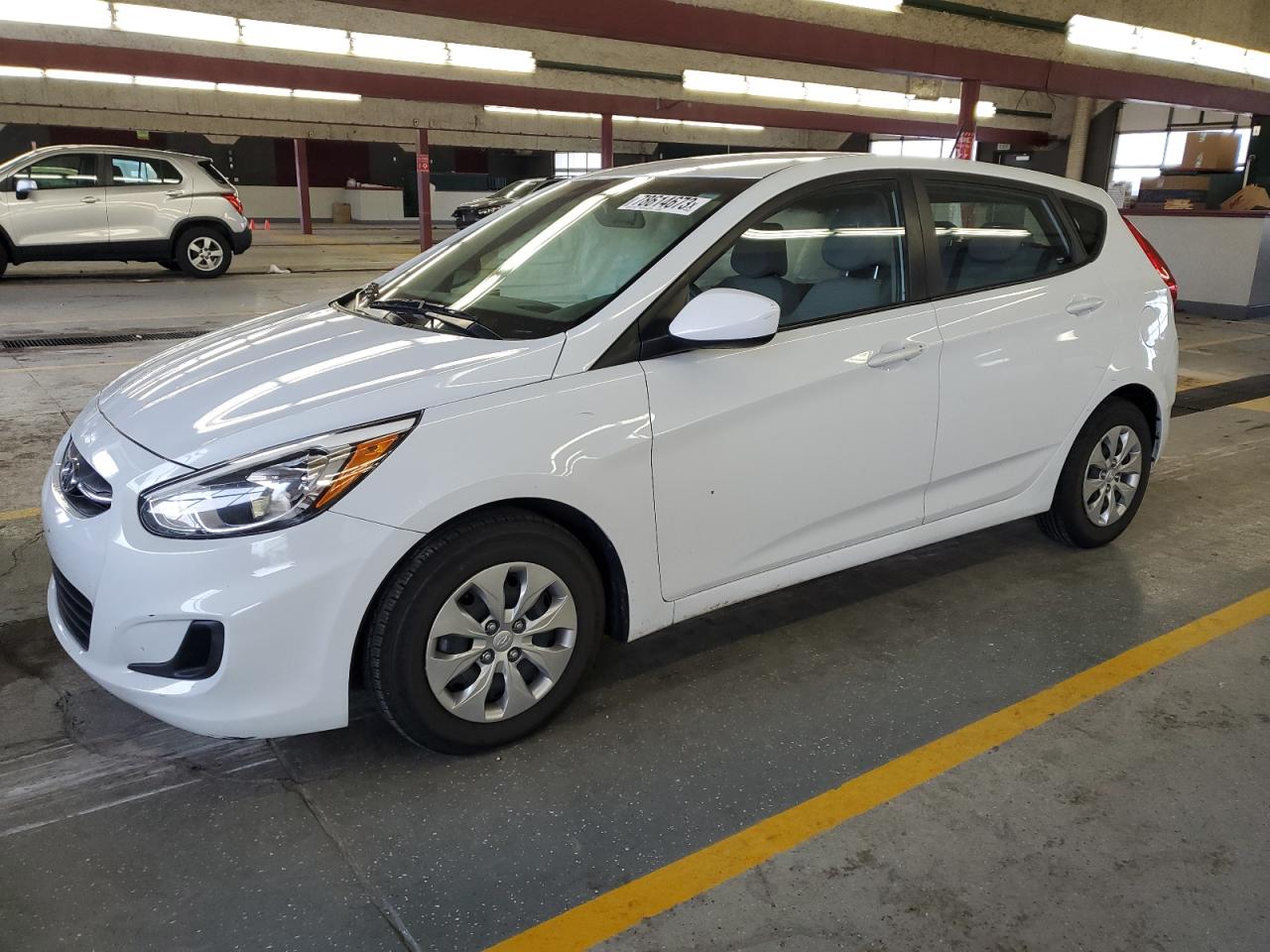 Obraz 1 z 2017 HYUNDAI ACCENT SE 2017 z VIN KMHCT5AE4HU356706