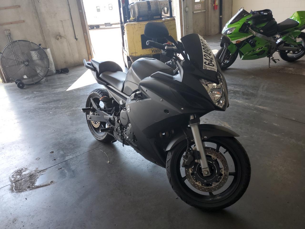 Изображение 1 Yamaha Fz6 R 2013 с VIN JYARJ18E3DA012147