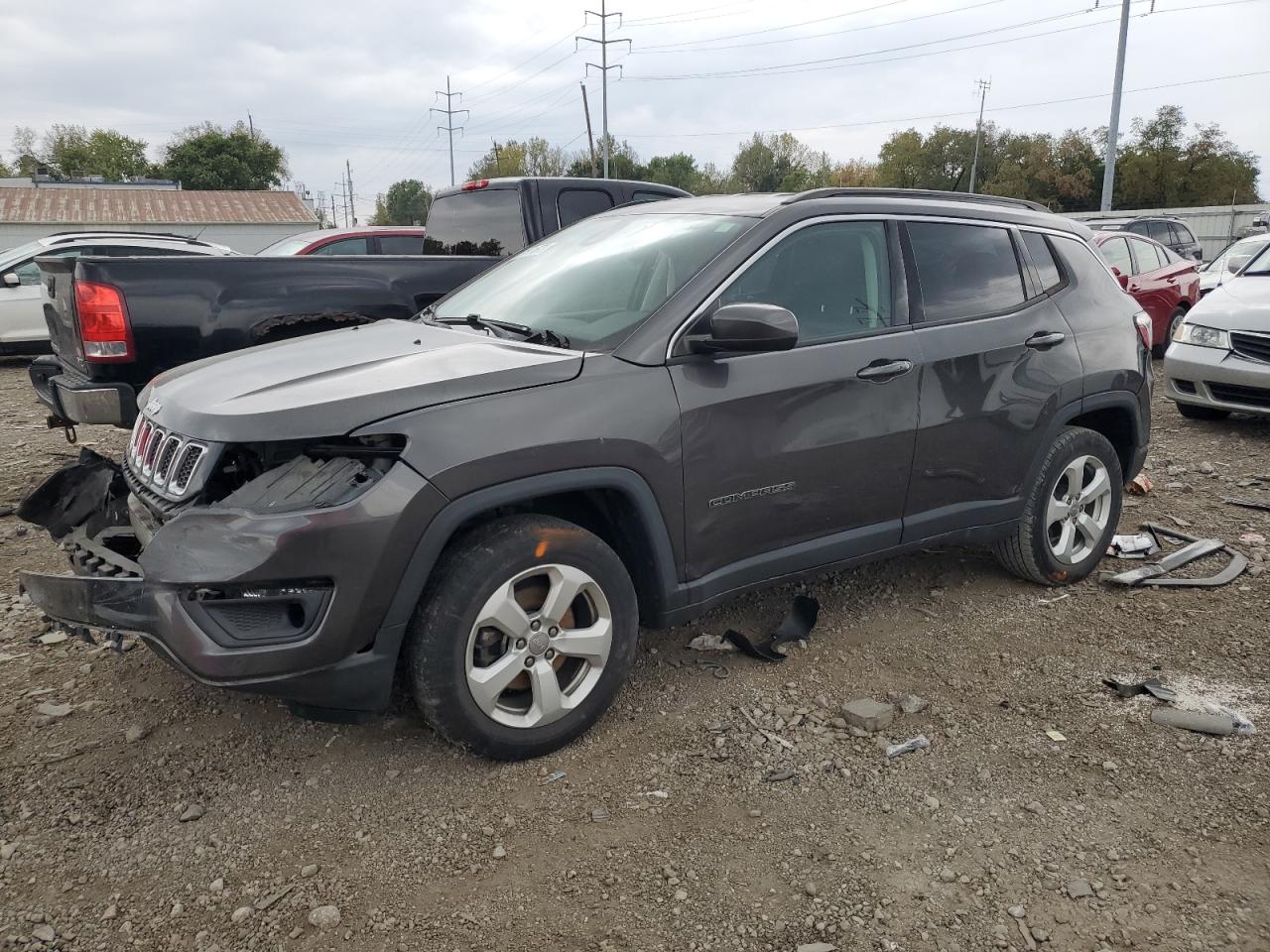 Изображение 2017 JEEP COMPASS LATITUDE 2017