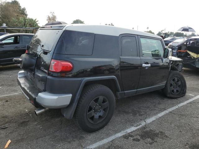 Image 3 of 2010 TOYOTA FJ CRUISER  2010 with VIN JTEZU4BF1AK010171