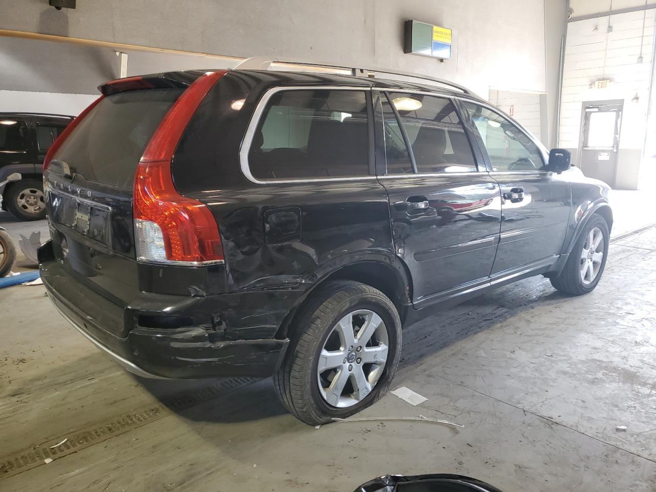 Image 3 of 2013 VOLVO XC90 3.2 2013 with VIN YV4952CY8D1632490