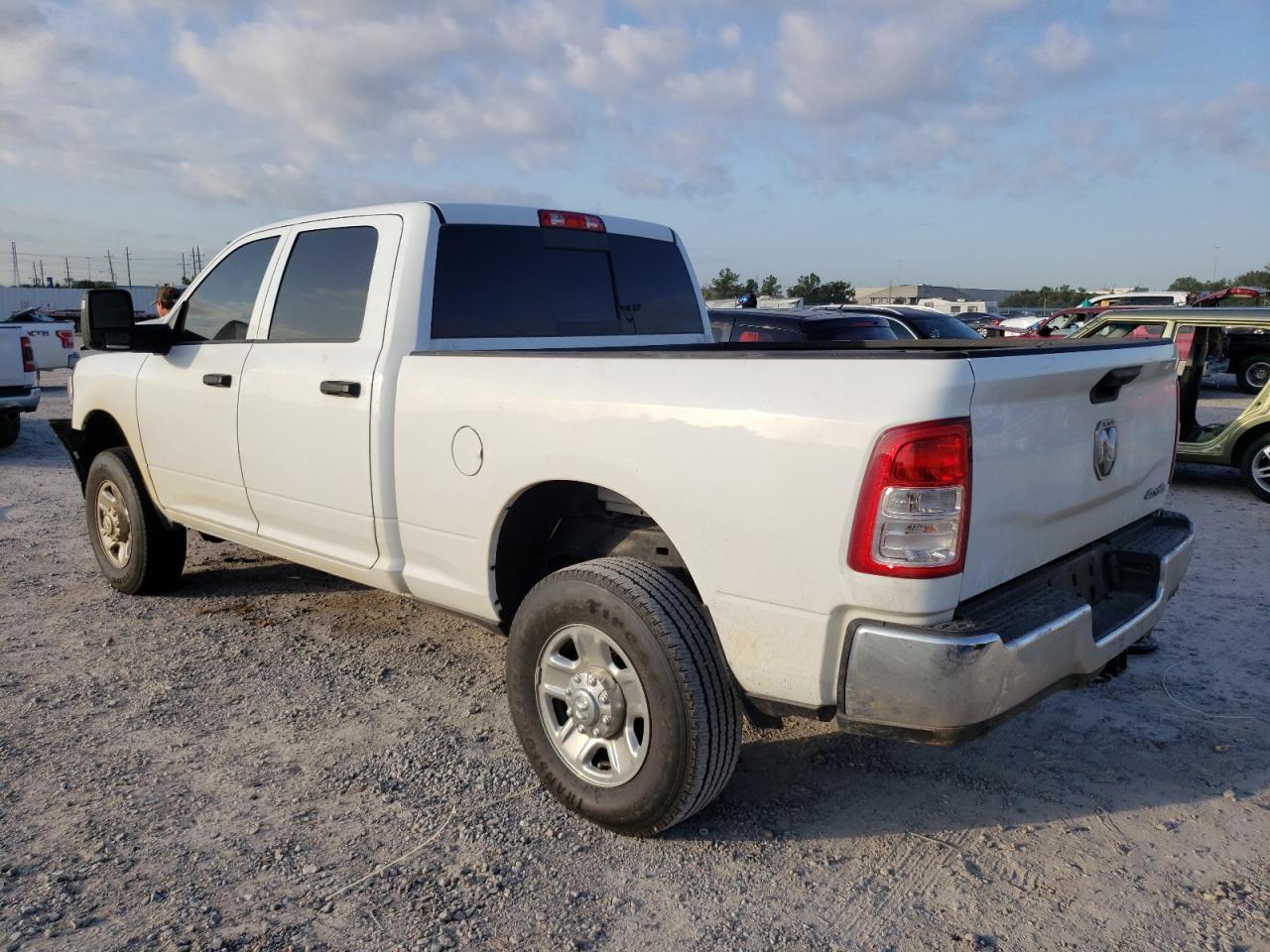 Изображение 2 2023 RAM 2500 TRADESMAN 2023 с VIN 3C6UR5CJ4PG504069