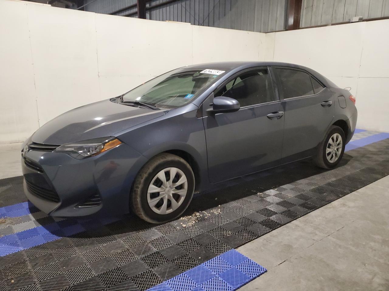 Изображение 1 2019 TOYOTA COROLLA L 2019 с VIN 2T1BURHE3KC181198