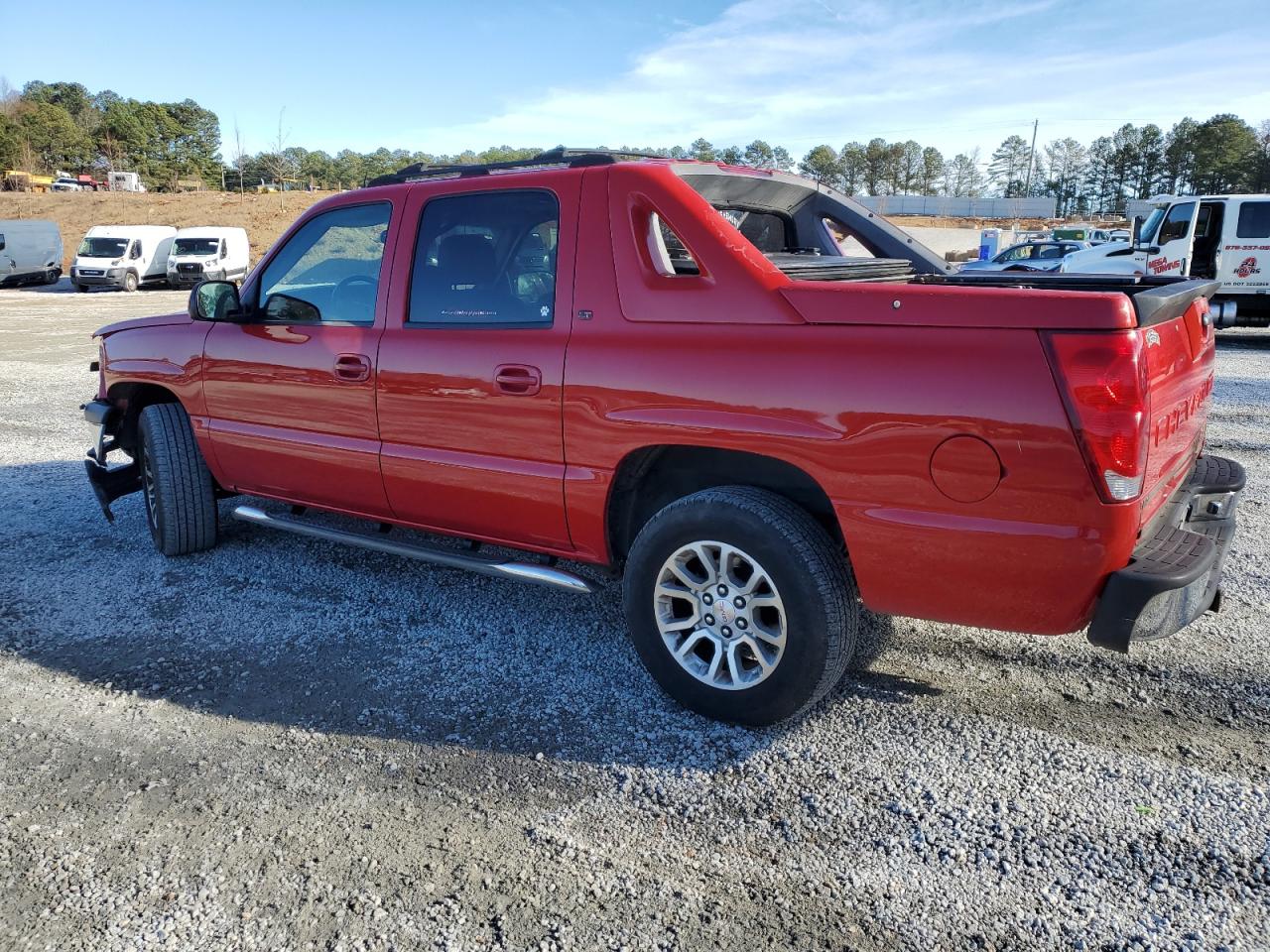 Image 2 of 2005 CHEVROLET AVALANCHE C1500 2005 with VIN 3GNEC12Z75G212239