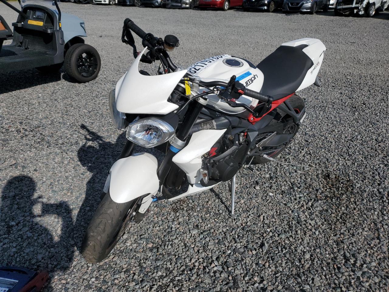 Image 2 of 2013 TRIUMPH MOTORCYCLE STREET TRIPLE R 2013 with VIN SMTL03NE1DT600180