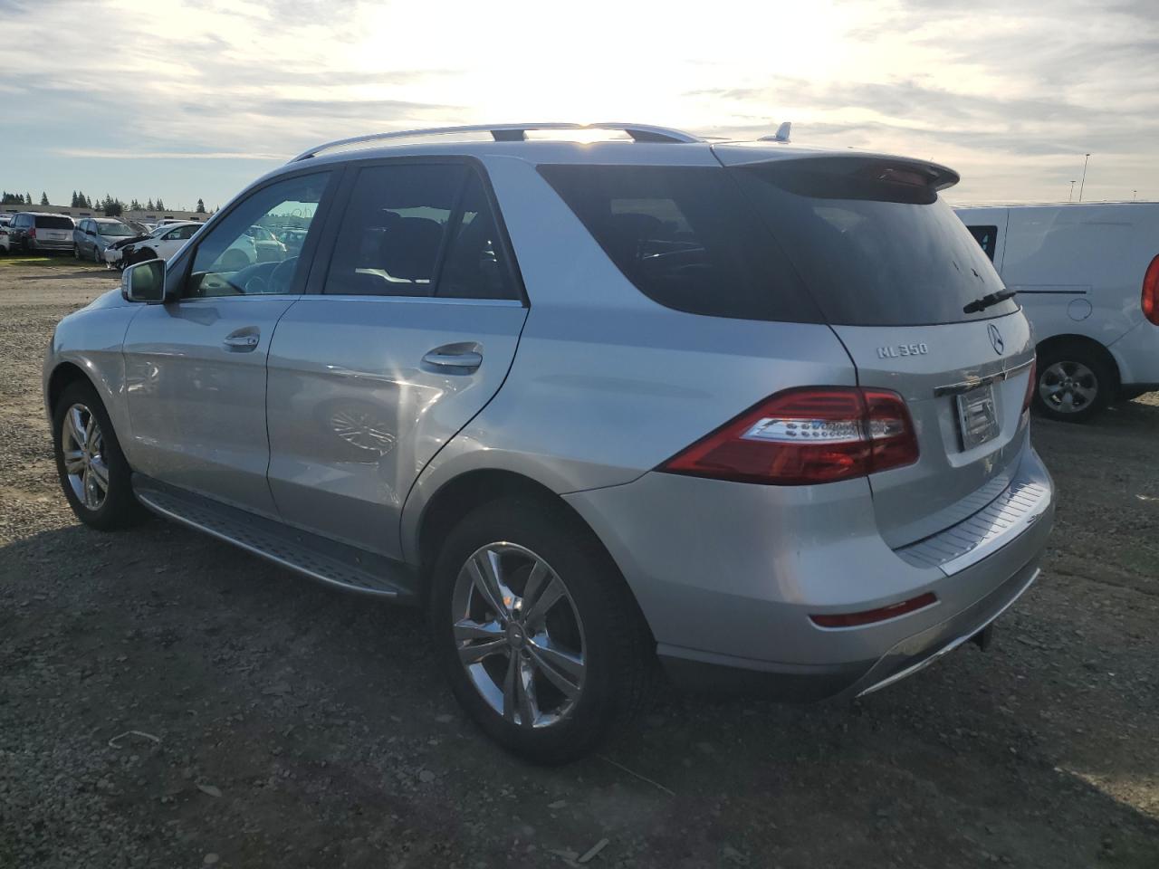 Obraz 2 z 2013 MERCEDES-BENZ ML 350 4MATIC 2013 z VIN 4JGDA5HB4DA190642