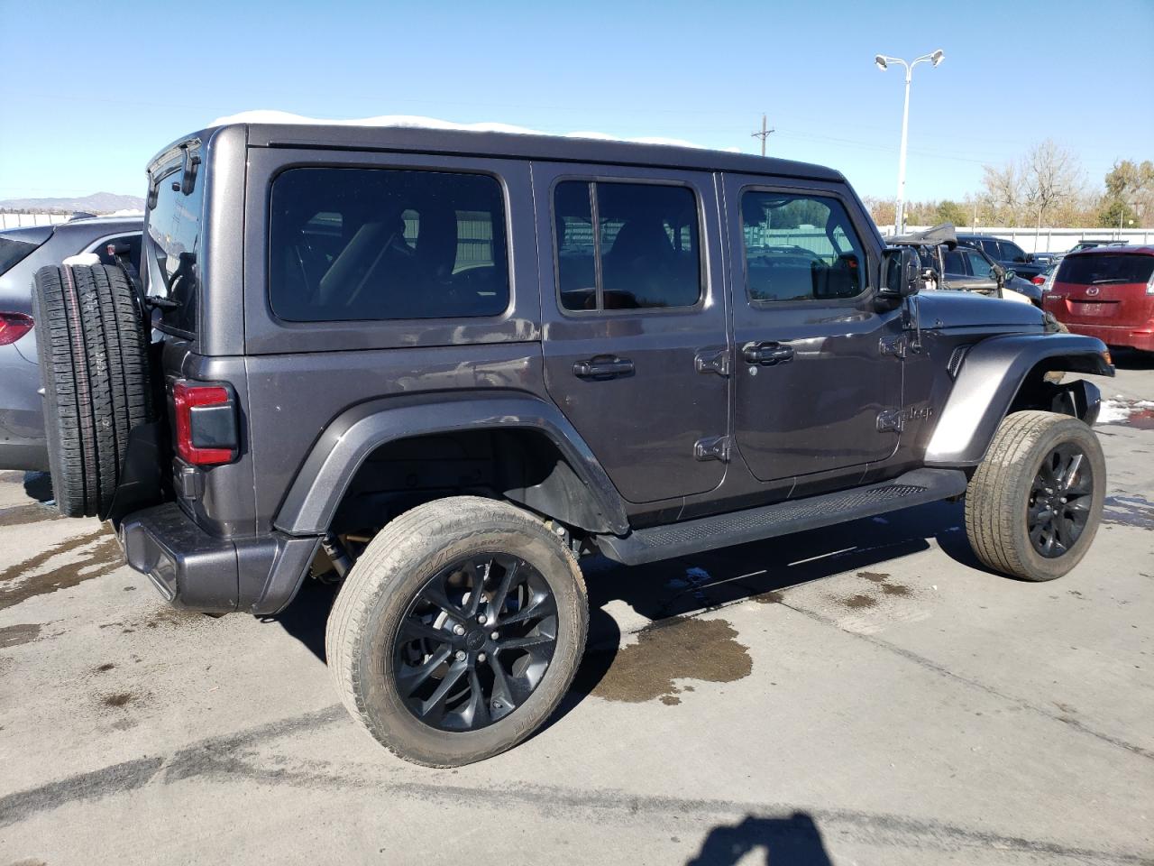 Изображение 3 2020 JEEP WRANGLER UNLIMITED SAHARA 2020 с VIN 1C4HJXEN7LW337361