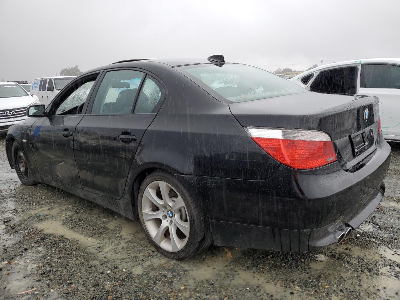 Obraz 2 z 2007 BMW 550 I 2007 z VIN WBANB53557CP05841
