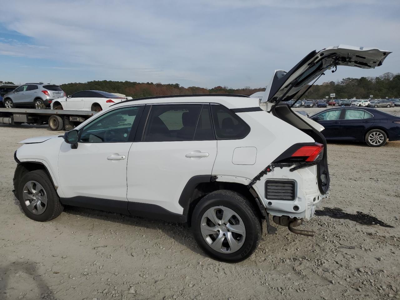 Image 2 of 2021 TOYOTA RAV4 LE 2021 with VIN 2T3H1RFV3MW134395