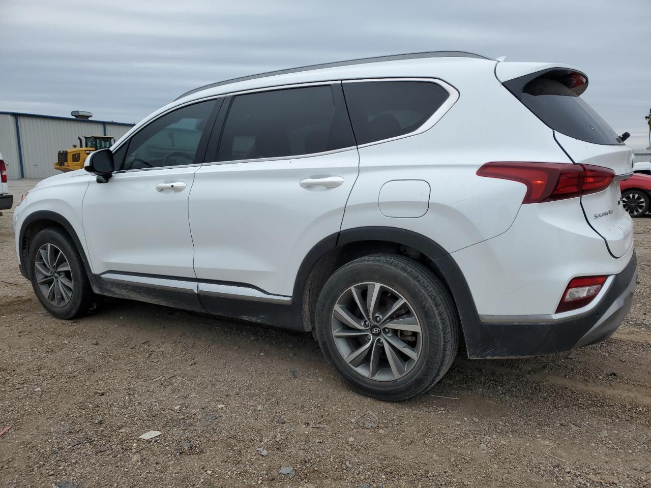 Image 2 of 2020 HYUNDAI SANTA FE SEL 2020 with VIN 5NMS33AD9LH219904