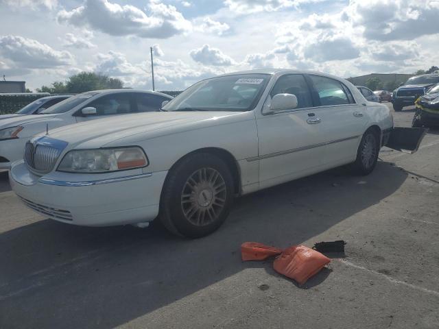 Изображение 1 2006 LINCOLN TOWN CAR SIGNATURE LIMITED 2006 с VIN 1LNHM82W06Y603625