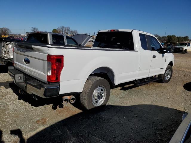 Image 3 of 2019 FORD F250 SUPER DUTY 2019 with VIN 1FT7X2AT0KEG63654