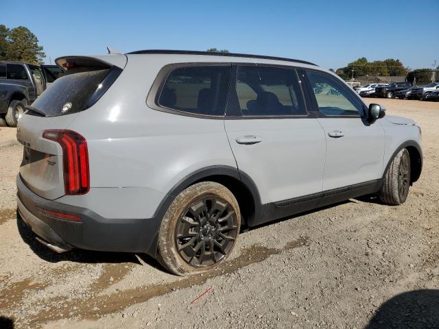 Image 3 of 2022 KIA TELLURIDE EX 2022 with VIN 5XYP3DHC7NG304620