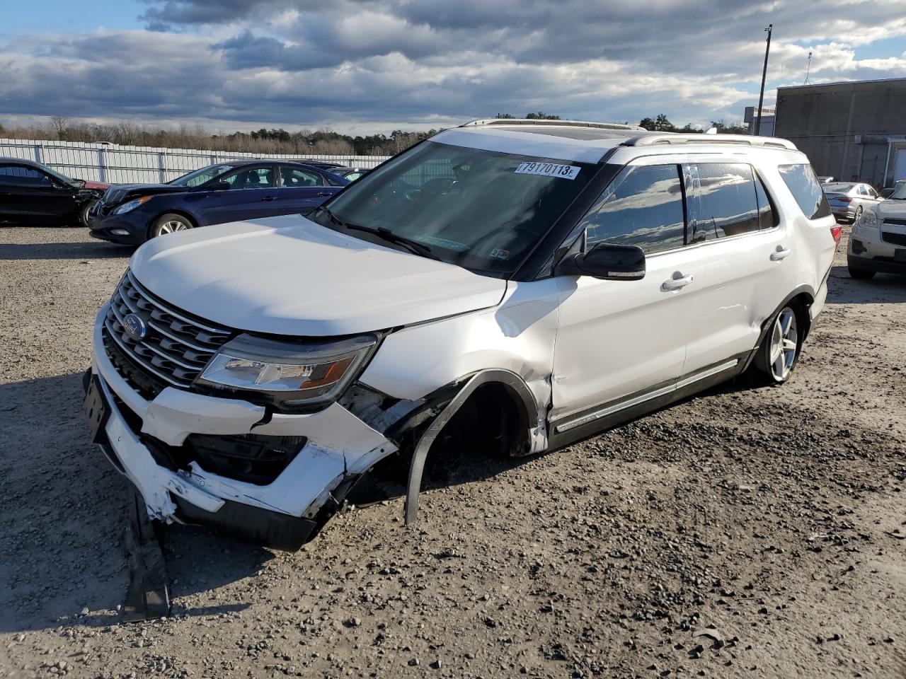 Image 1 of 2017 FORD EXPLORER XLT 2017 with VIN 1FM5K8DH1HGC28568