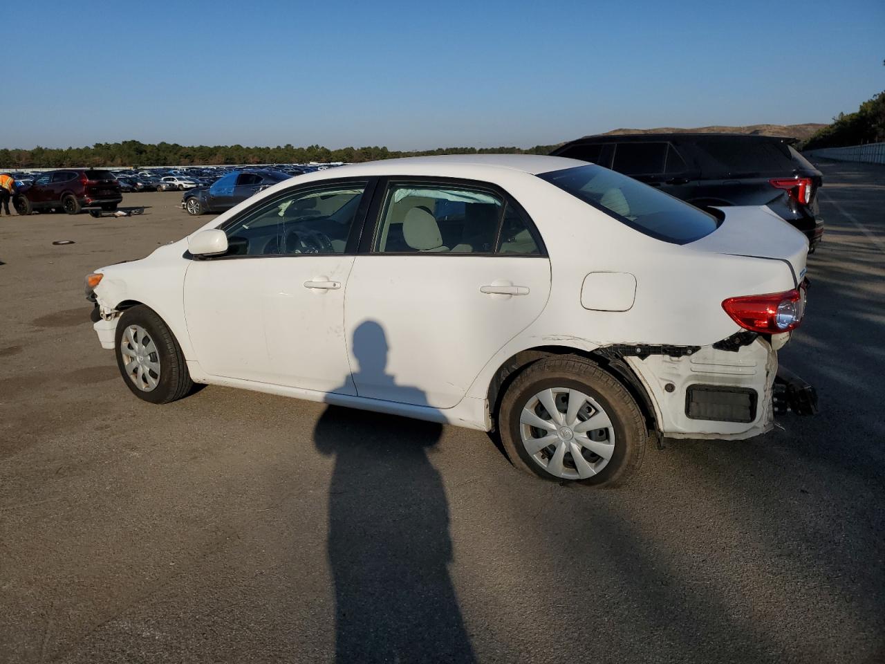 Image 2 of 2011 TOYOTA COROLLA BASE 2011 with VIN JTDBU4EE1BJ100596