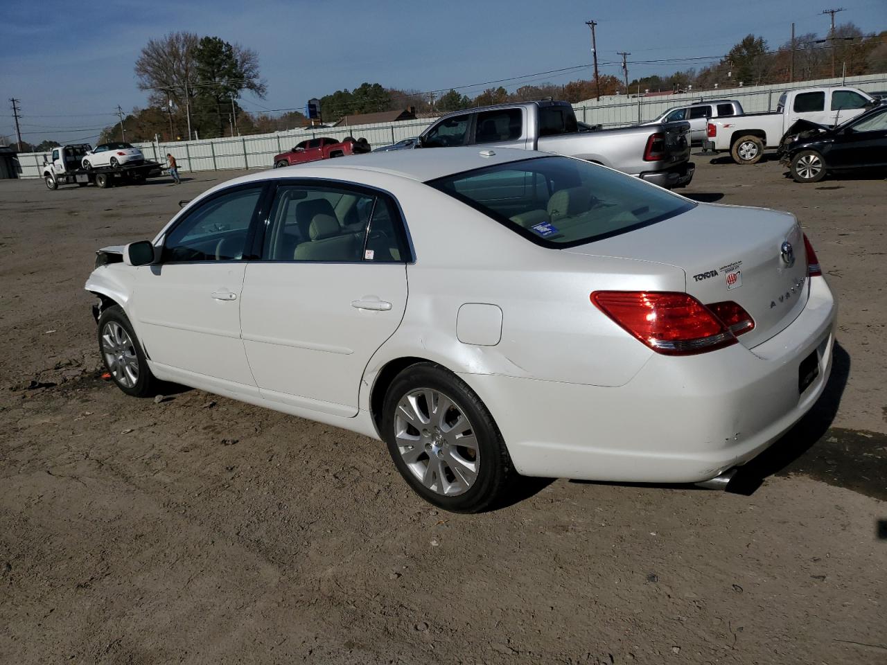 Image 2 of 2010 TOYOTA AVALON XL 2010 with VIN 4T1BK3DB4AU367716