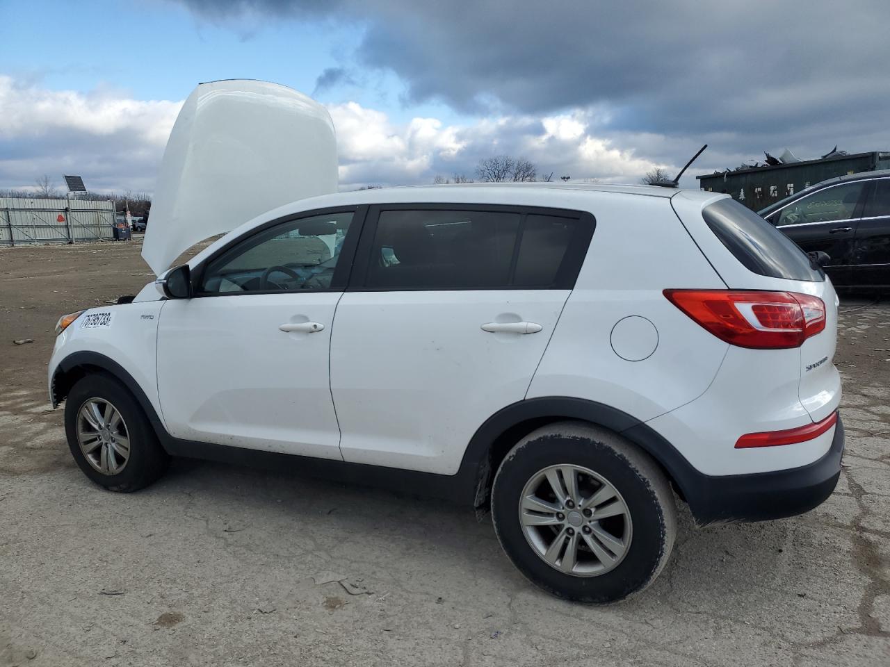 Изображение 2 2011 KIA SPORTAGE LX 2011 с VIN KNDPBCA25B7047576