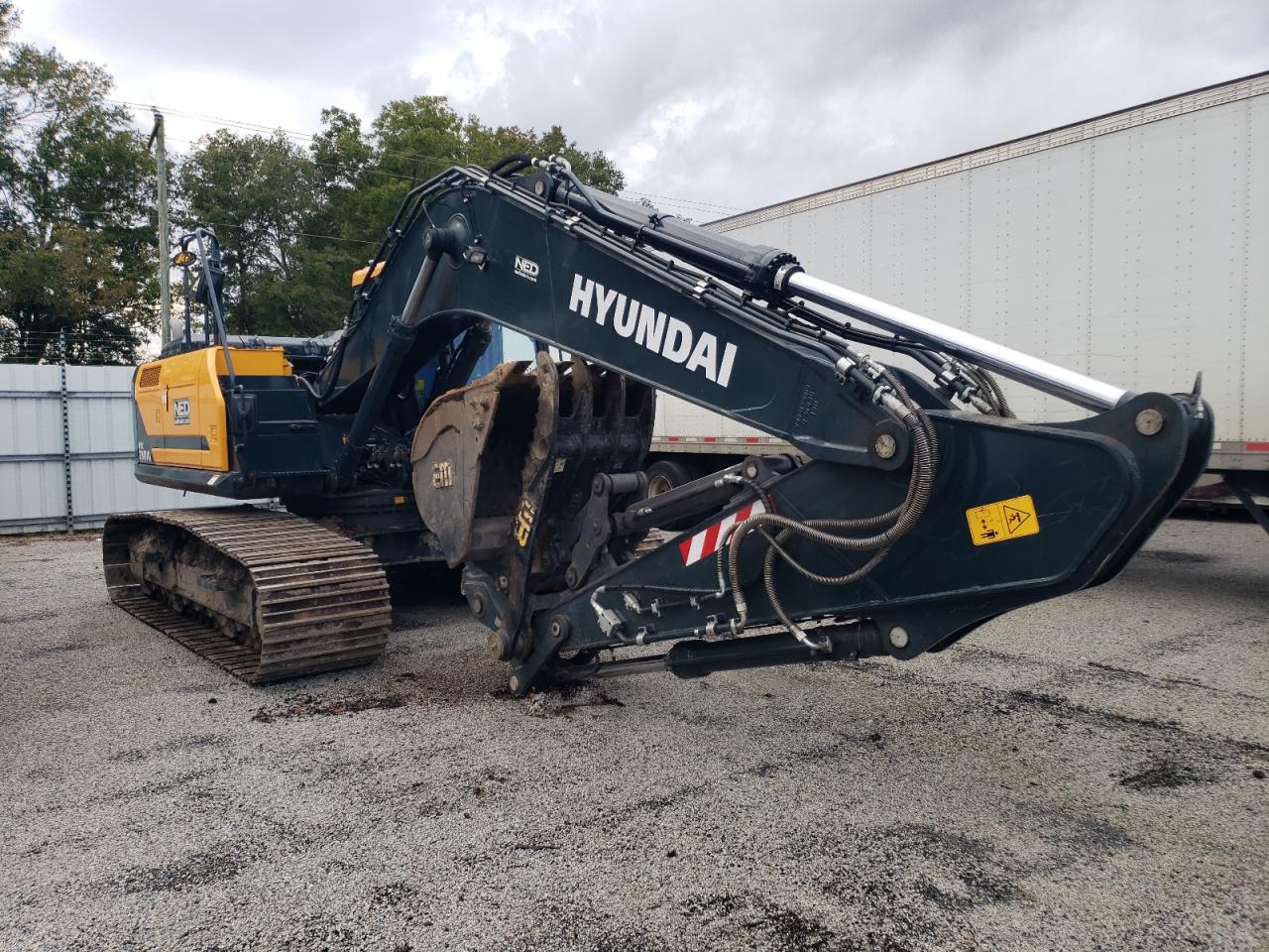 Image 1 of 2022 HYUNDAI EXCAVATOR 2022 with VIN HHKHK614PE0000471