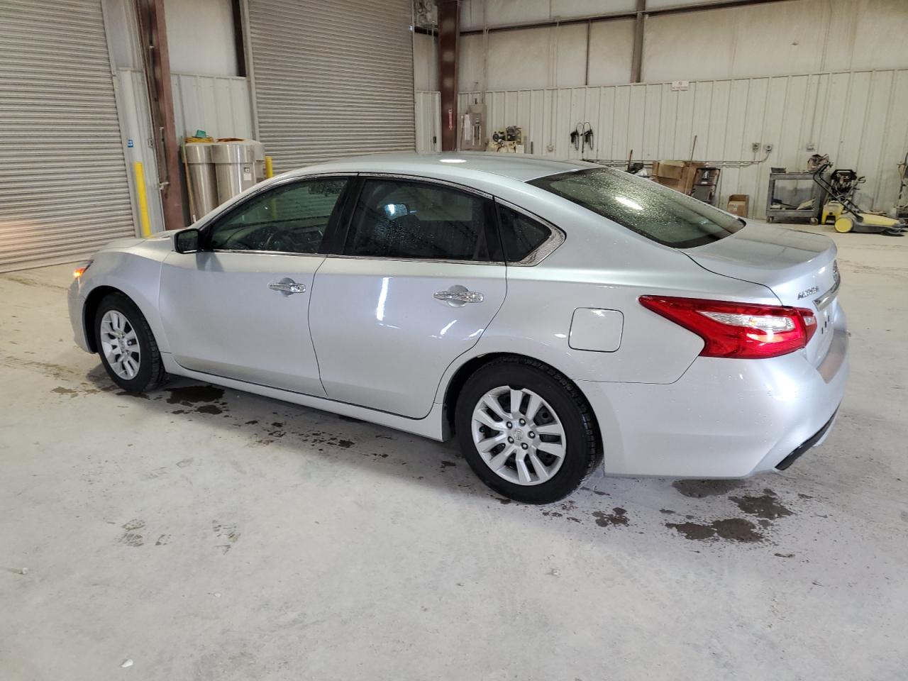 Изображение 2 2016 NISSAN ALTIMA 2.5 2016 с VIN 1N4AL3APXGC225307