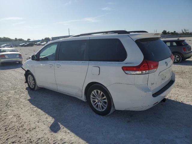 Obraz 2 z 2014 TOYOTA SIENNA XLE 2014 z VIN 5TDYK3DC5ES468149