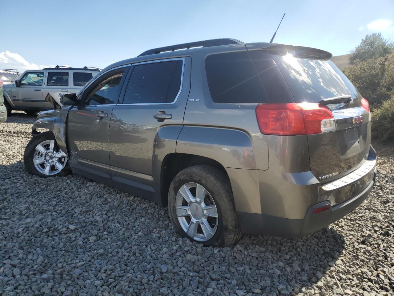 Image 2 of 2011 GMC TERRAIN SLE 2011 with VIN 2CTFLTEC4B6472304