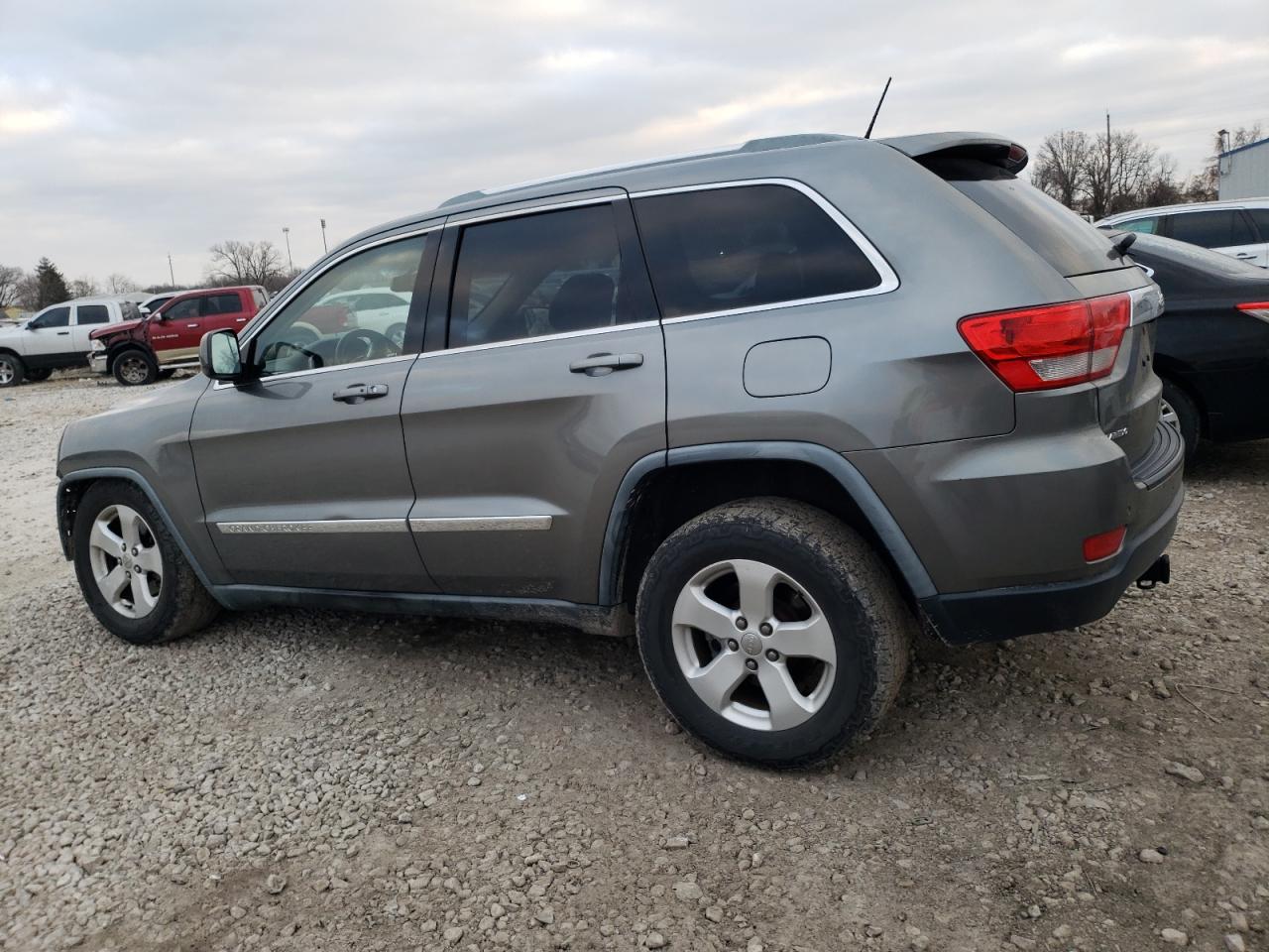 Obraz 2 z 2011 JEEP GRAND CHEROKEE LAREDO 2011 z VIN 1J4RS4GG5BC716092