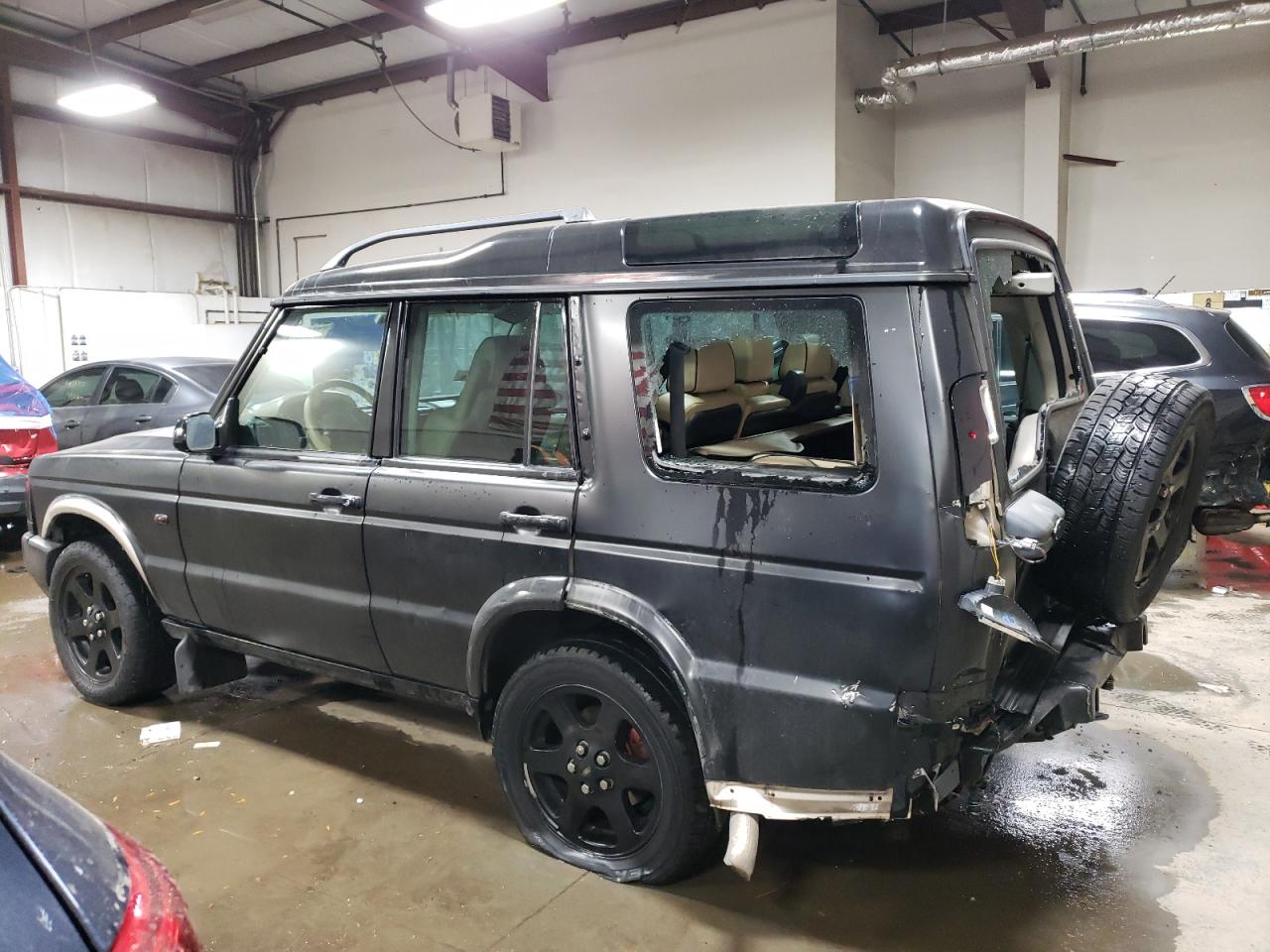 Image 2 of 2003 LAND ROVER DISCOVERY II HSE 2003 with VIN SALTR14433A774577