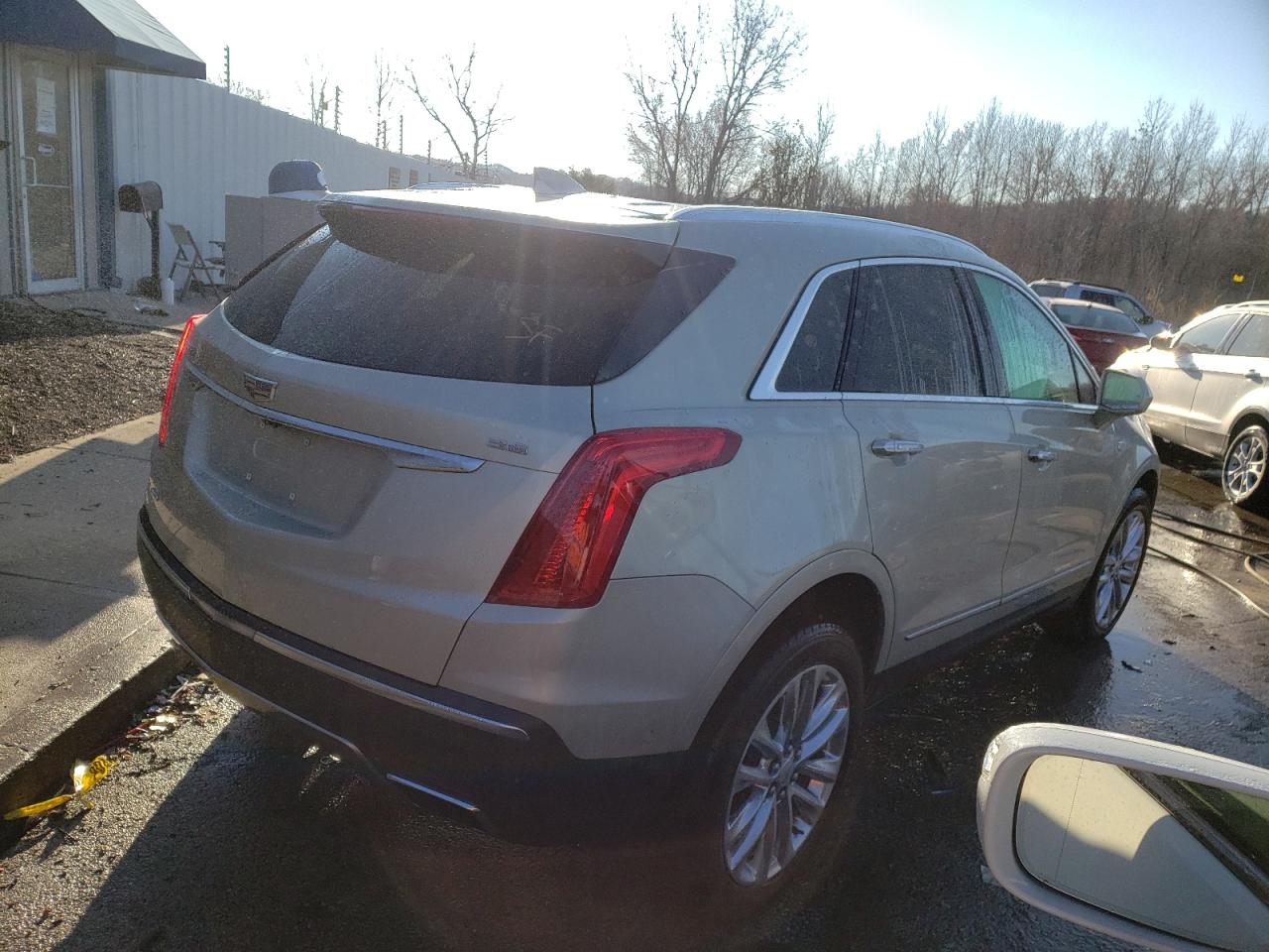 Obraz 3 z 2017 CADILLAC XT5 PLATINUM 2017 z VIN 1GYKNFRS7HZ100180