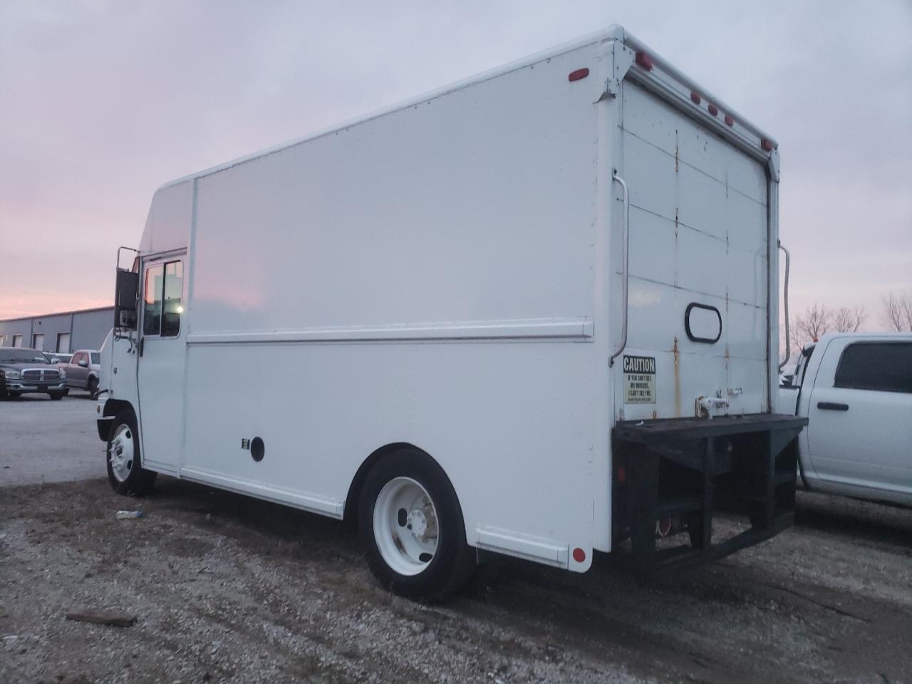 Obraz 2 z 2002 INTERNATIONAL 1000 1652 2002 z VIN 1HTMGABM52A941429