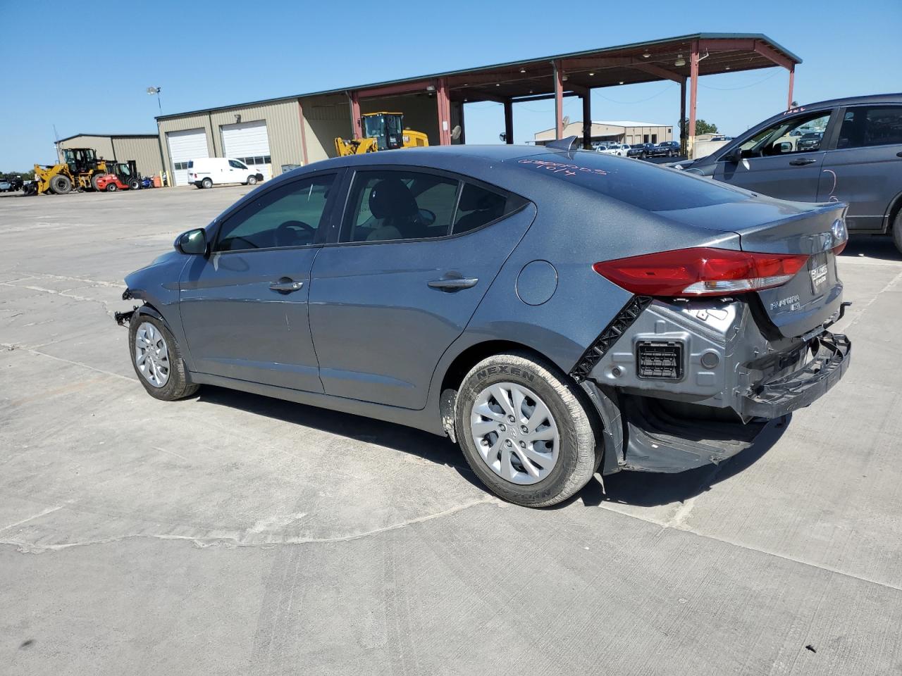 Изображение 2 2017 HYUNDAI ELANTRA SE 2017 с VIN KMHD74LF7HU408631
