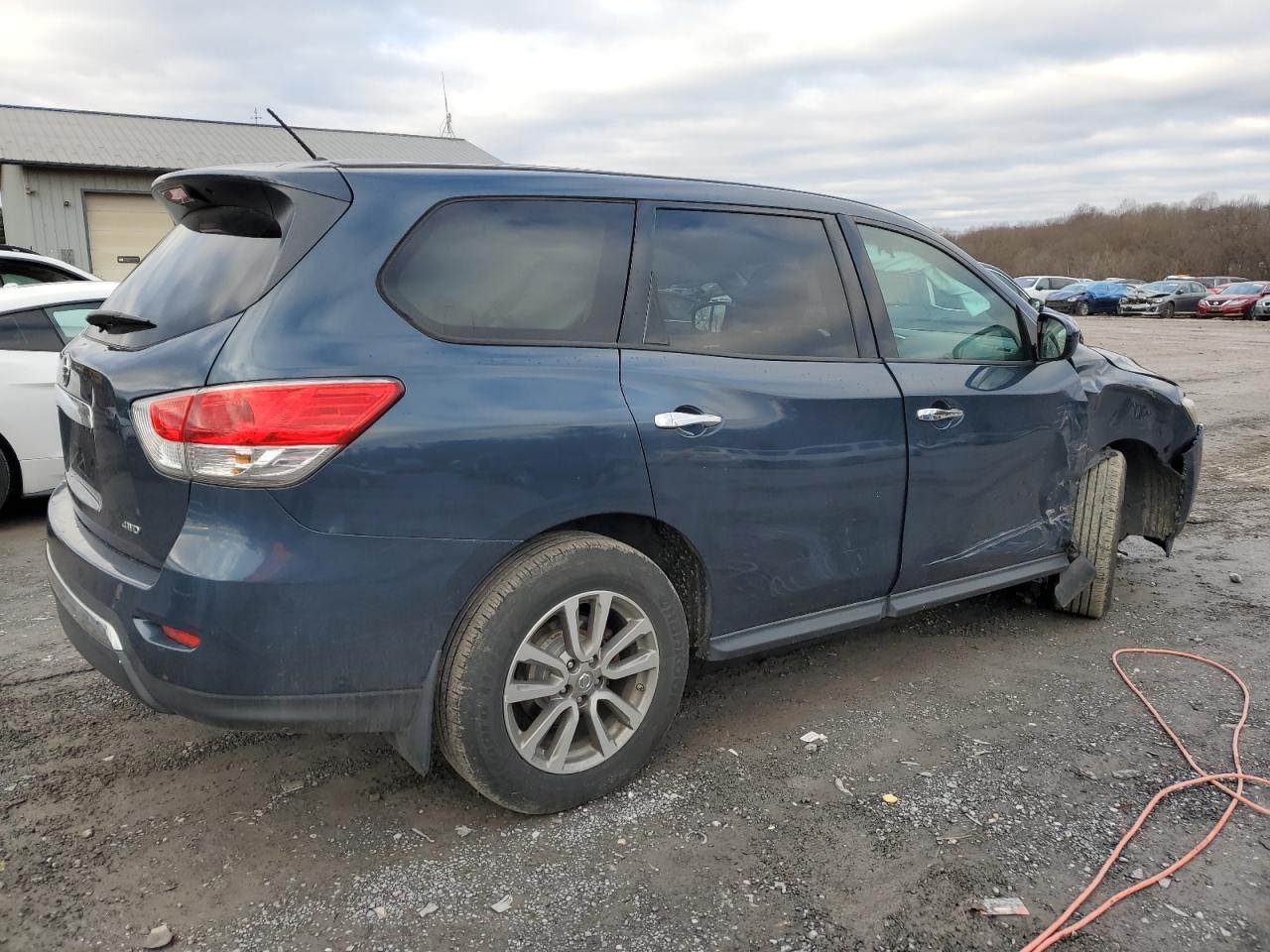 Obraz 3 z 2015 NISSAN PATHFINDER S 2015 z VIN 5N1AR2MM2FC643746