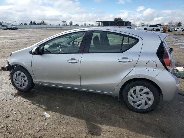 Image 2 of 2016 TOYOTA PRIUS C  2016 with VIN JTDKDTB31G1590588