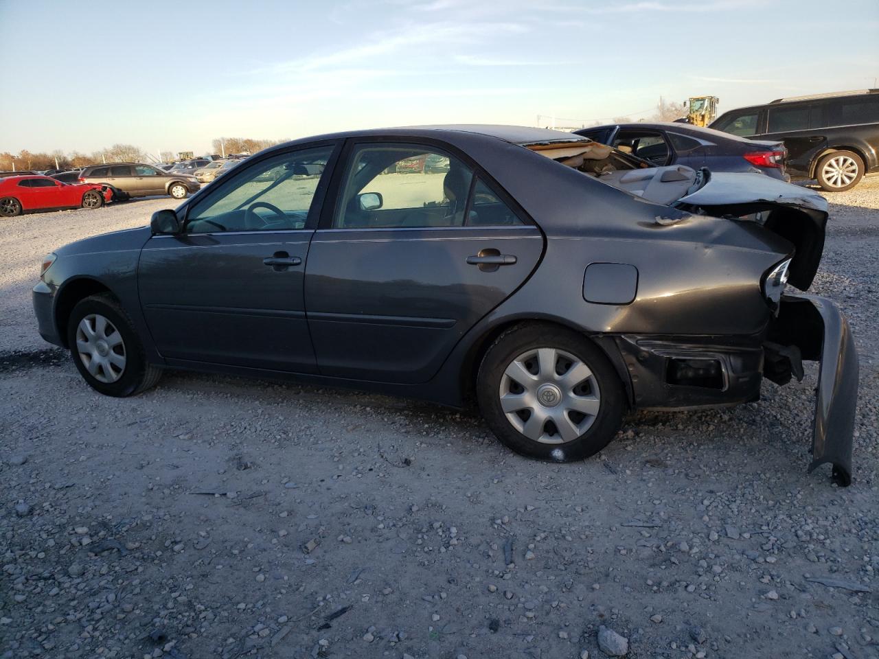 Obraz 2 z 2003 TOYOTA CAMRY LE 2003 z VIN 4T1BE32K13U722953