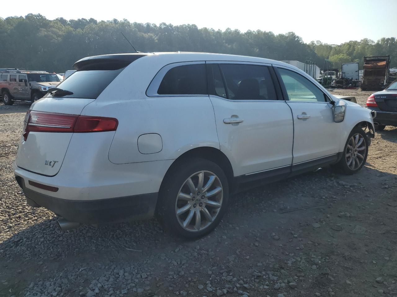Изображение 3 2010 LINCOLN MKT  2010 с VIN 2LMHJ5FR5ABJ03532