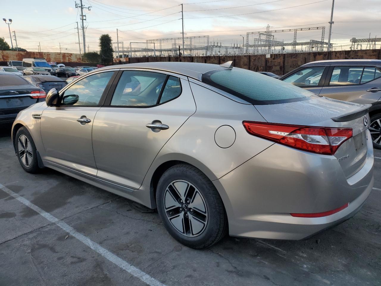 Obraz 2 z 2012 KIA OPTIMA HYBRID 2012 z VIN KNAGM4AD3C5031128