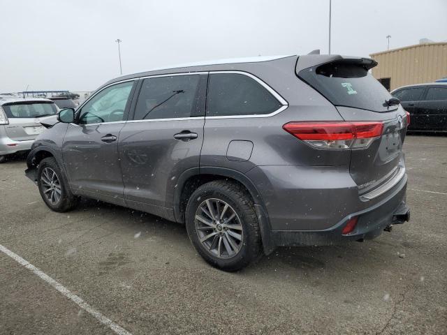 Image 2 of 2019 TOYOTA HIGHLANDER SE 2019 with VIN 5TDJZRFH6KS617205