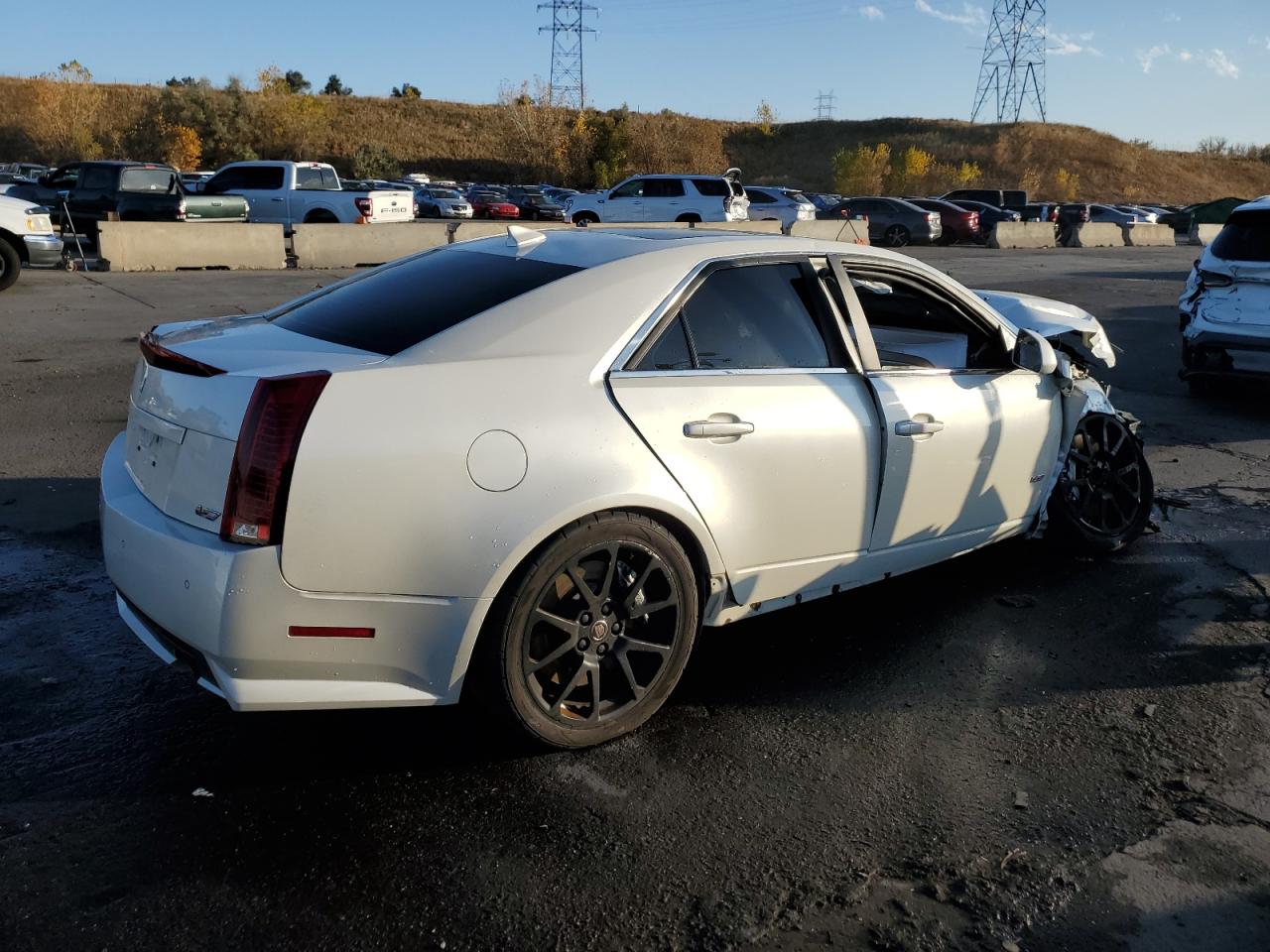 Obraz 3 z 2010 CADILLAC CTS-V  2010 z VIN 1G6DV5EP5A0139017