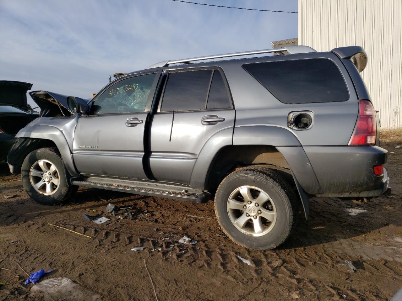 Image 2 of 2004 TOYOTA 4RUNNER SR5 2004 with VIN JTEBT14R740041208