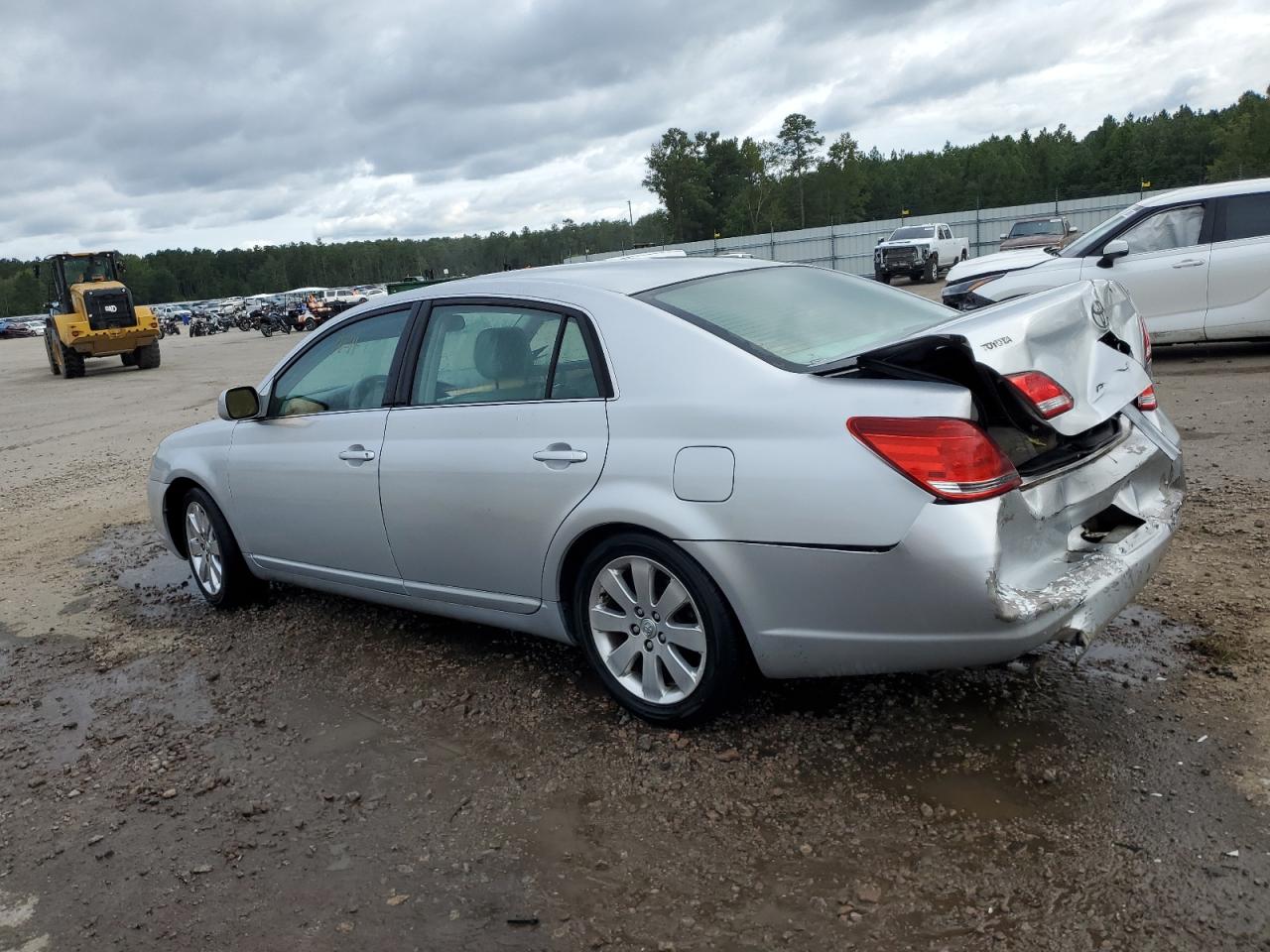 Image 2 of 2006 TOYOTA AVALON XL 2006 with VIN 4T1BK36B36U062468