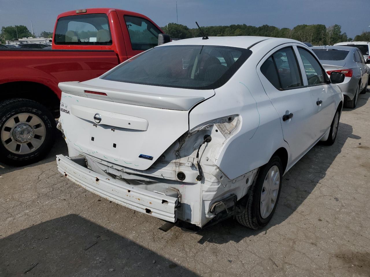 Изображение 3 Nissan Versa S 2016 с VIN 3N1CN7AP2GL877995