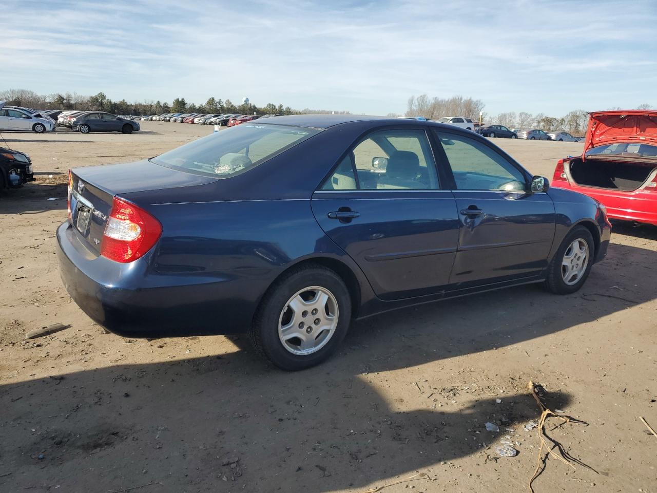 Obraz 3 z 2002 TOYOTA CAMRY LE 2002 z VIN 4T1BF30K92U527715